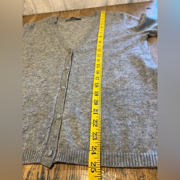 ONLY Classic Gray cardigan size L - Picture 5 of 9